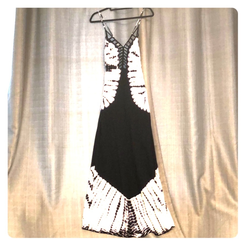 EUC deep purple and white maxi dress